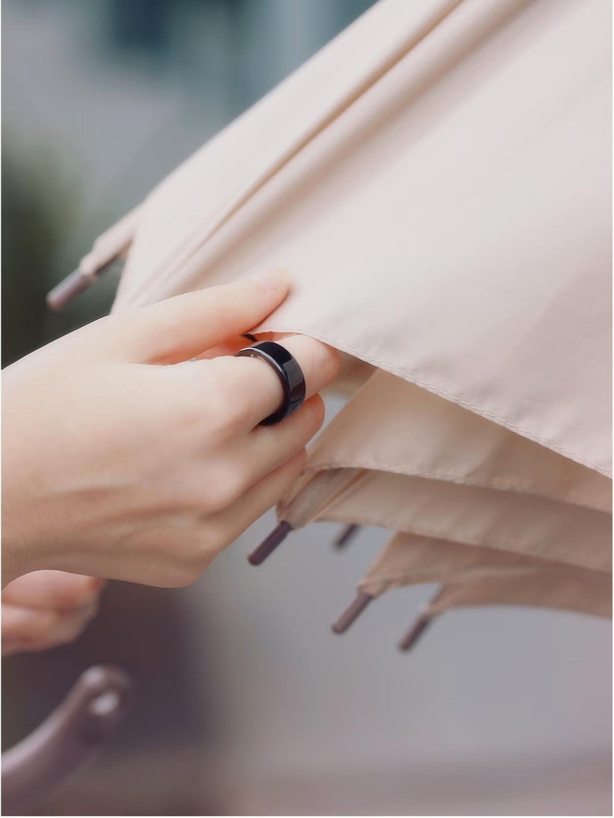スタイリッシュなメンズスマートスポーツリング |   電子ス - Men'S Accessories Rings のレビューと価格